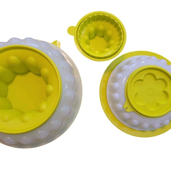 7 Piece Tupperware Jell-O Mold Bundt 2 Sizes - Picture 2 of 3